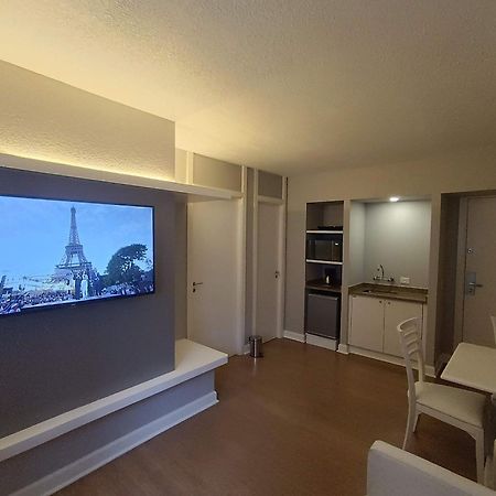 Apto-Flat Excelente Localizacao Centro-Batel - Somente Familiares Куритиба Экстерьер фото