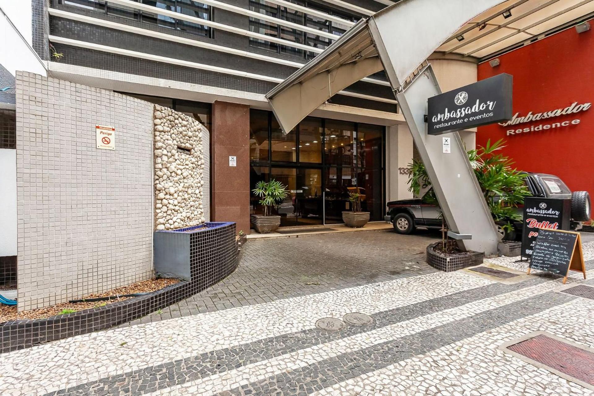 Apto-Flat Excelente Localizacao Centro-Batel - Somente Familiares Куритиба Экстерьер фото